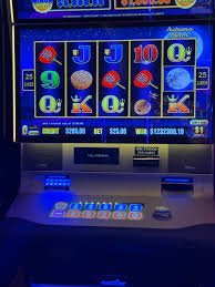 luxury338 Relax Gaming live-dealer studio with professional lighting and HD cameras